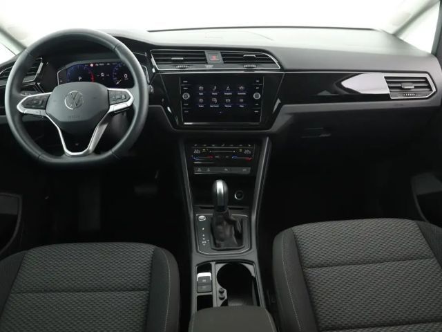 Volkswagen Touran 1.5 TSI DSG R-Line