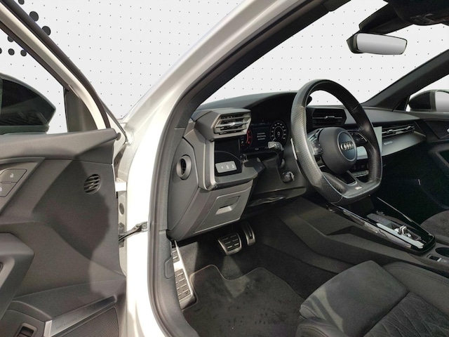 Audi RS3 Quattro S-Tronic Sedan