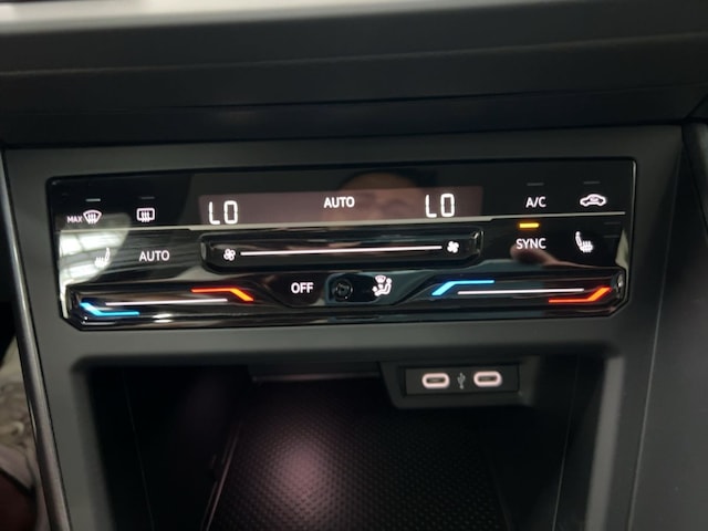 Volkswagen Polo 1.0 TSI IQ.Drive Style