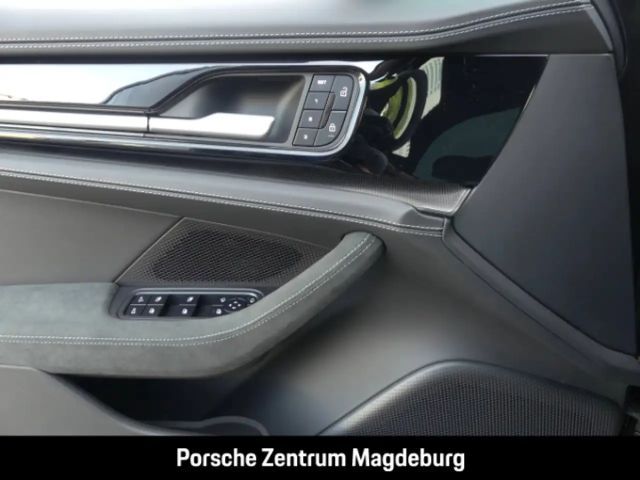 Porsche Panamera GTS