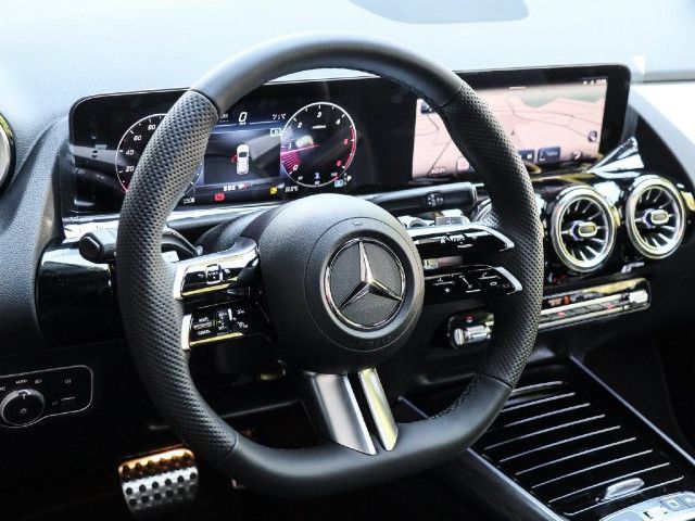 Mercedes-Benz GLA 220 4MATIC GLA 220 d