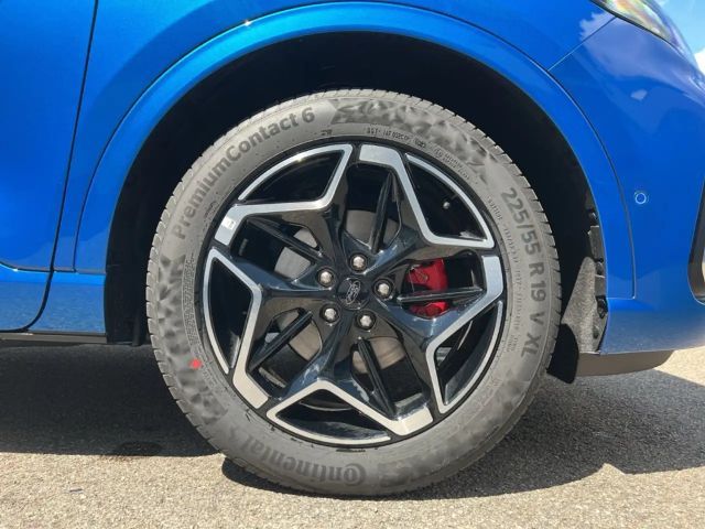 Ford Kuga Plug in Hybrid ST Line X