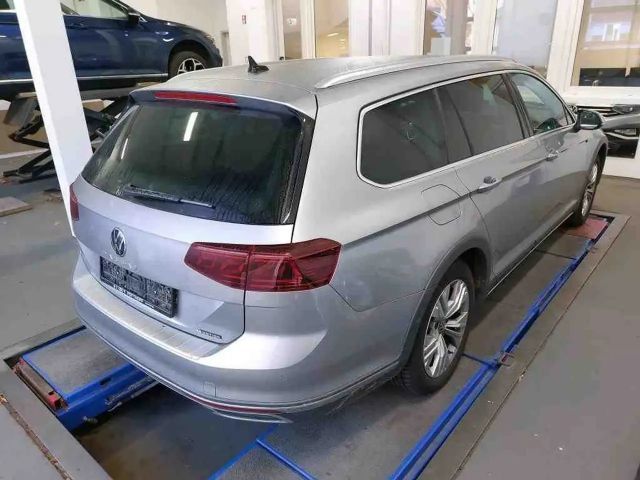 Volkswagen Passat 2.0 TDI AllTrack DSG Variant