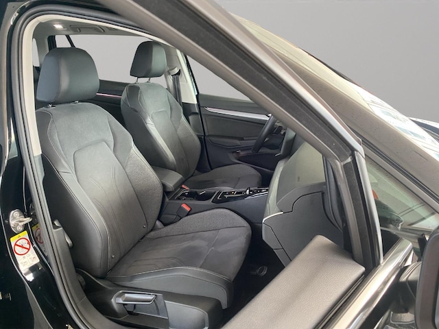 Volkswagen Golf 1.5 TSI DSG Golf VIII Variant