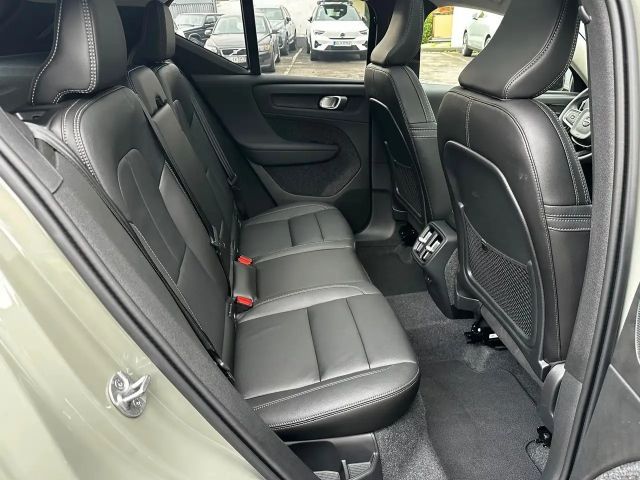 Volvo XC40 Dark Plus