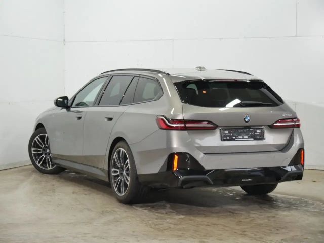 BMW 520 520d M-Sport Touring