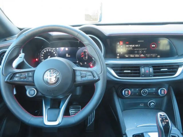 Alfa Romeo Stelvio Q4