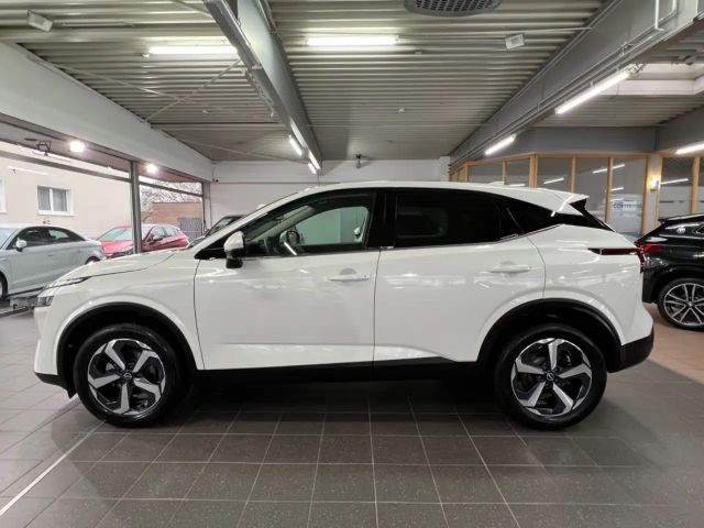 Nissan Qashqai 1.3 Connecta Ambiente+360°+uvm.