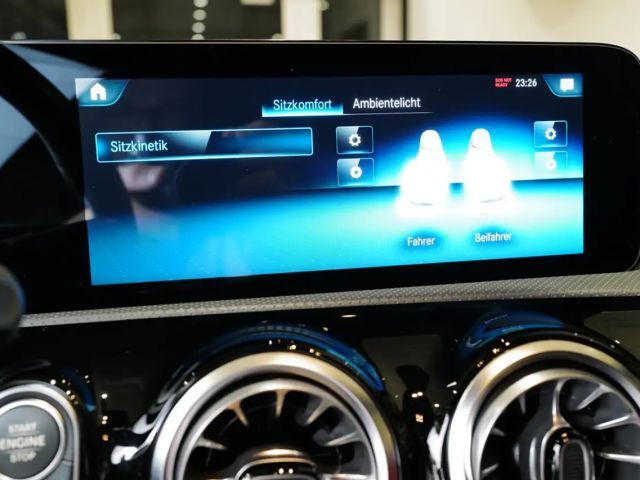 Mercedes-Benz A 250 4MATIC AMG Line