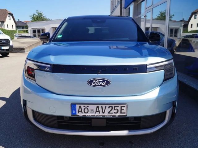 Ford Explorer Premium RWD