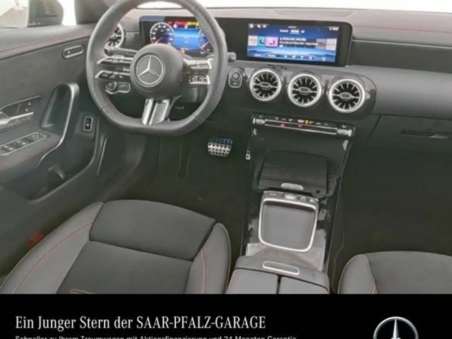 Mercedes-Benz CLA 200 AMG Line Coupé