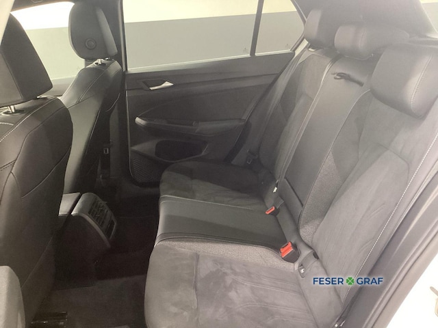 Volkswagen Golf 1.5 eTSI Golf VIII Style