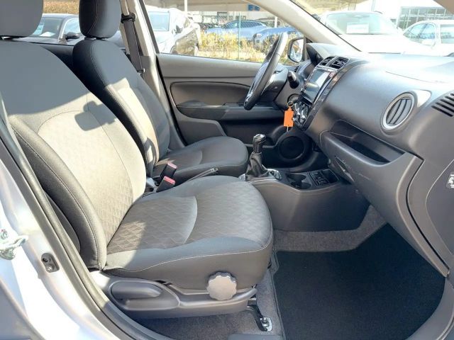 Mitsubishi Space Star Star