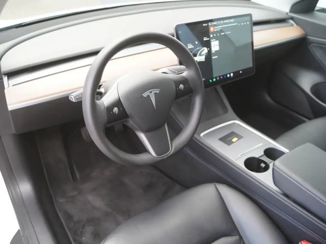 Tesla Model 3 Standard Range