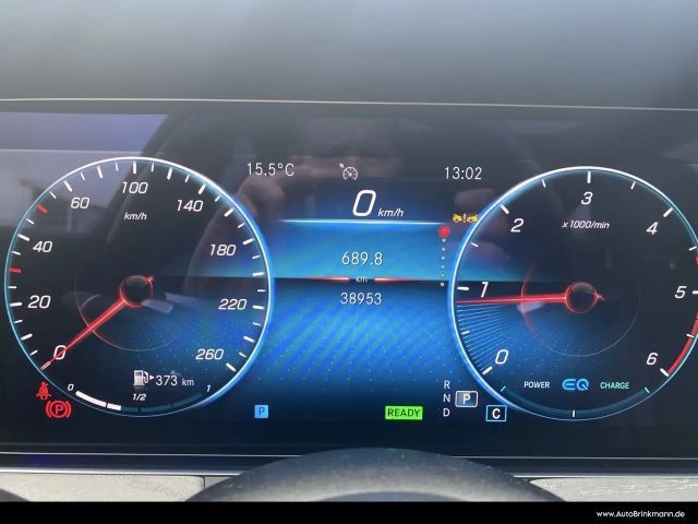 Mercedes-Benz E 220 AMG Line