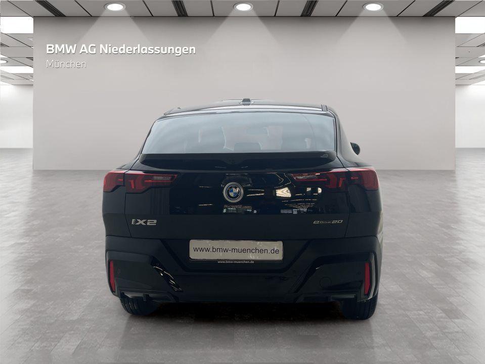BMW iX2 eDrive20