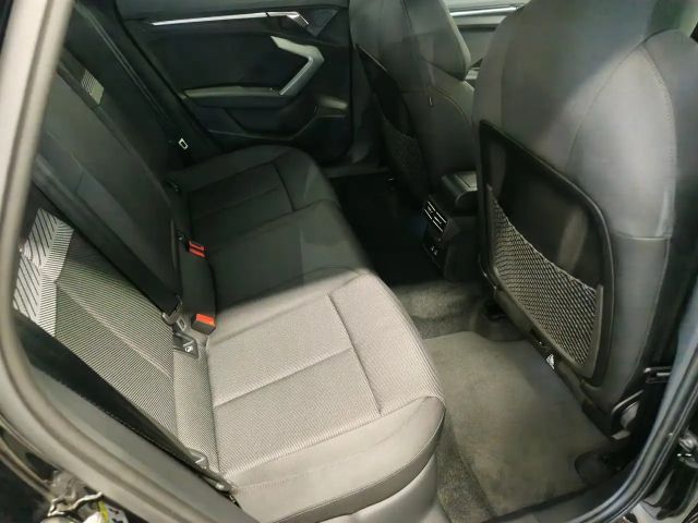 Audi A3 30 TDI Sedan