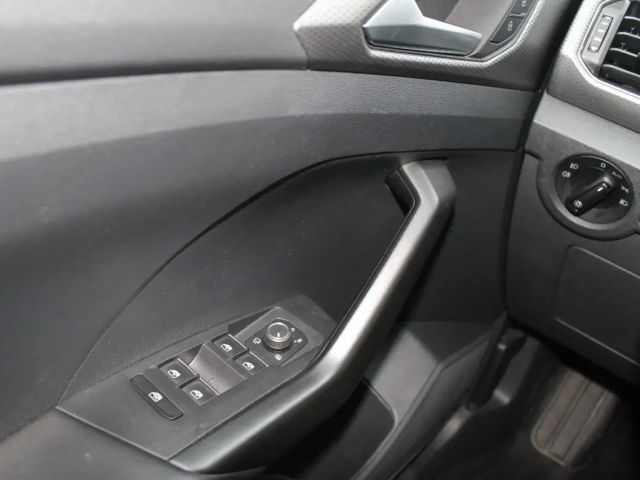 Volkswagen T-Cross Active