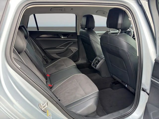 Volkswagen Passat 2.0 TDI Business DSG Variant