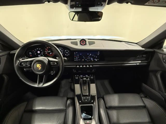 Porsche 992 Cabrio Carrera GTS