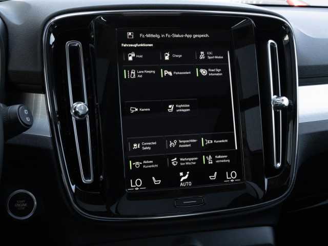 Volvo XC40 R-Design Recharge