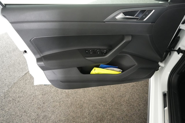 Volkswagen Polo 1.0 TSI DSG IQ.Drive R-Line