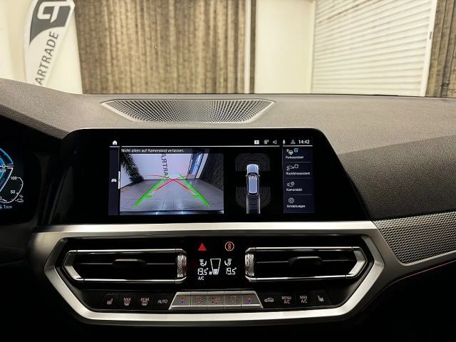 BMW 330 330e M-Sport Touring xDrive
