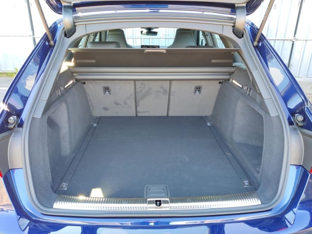 Audi A4 40 TDI Avant Quattro S-Line S-Tronic