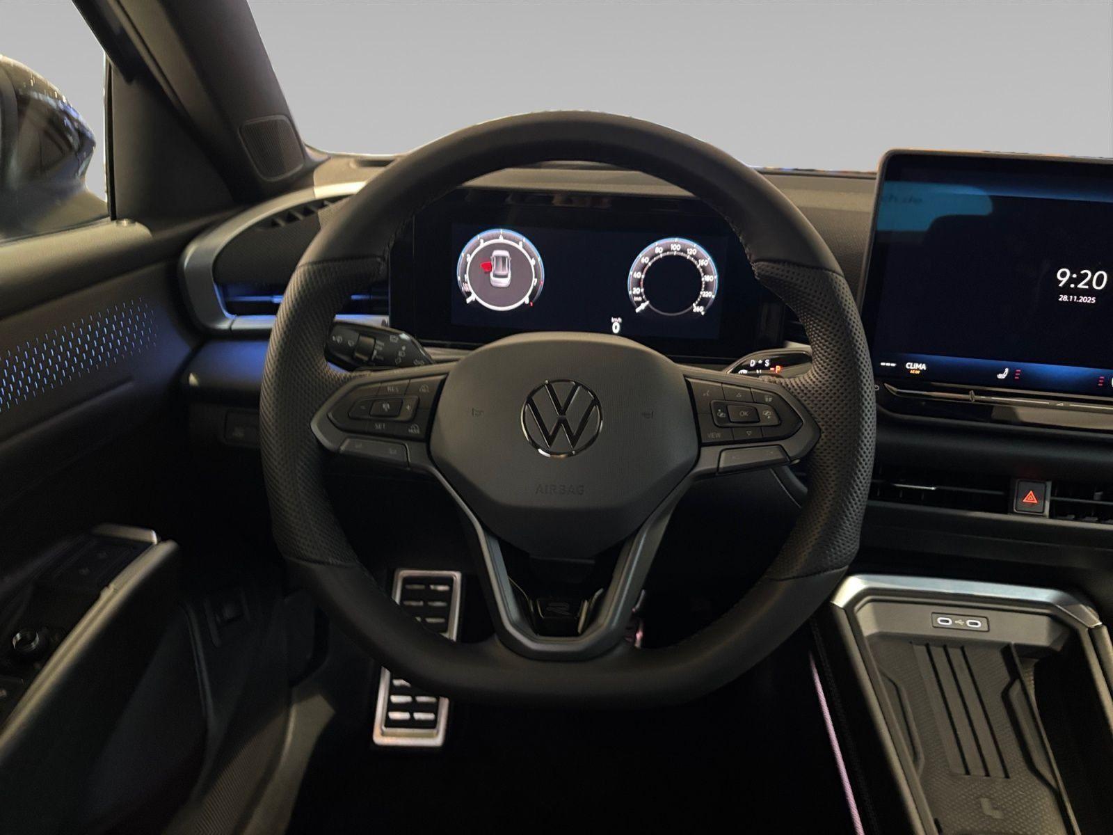 Volkswagen T-Roc 1.5 eTSI DSG R-Line Style