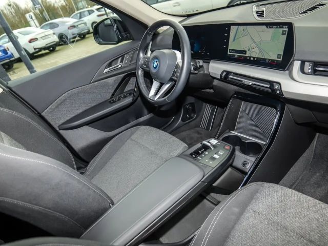 BMW iX1 xDrive30