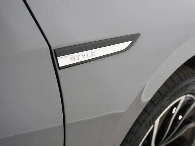 Volkswagen Golf 2.0 TDI DSG Style