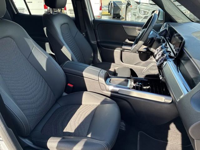 Mercedes-Benz EQB 250