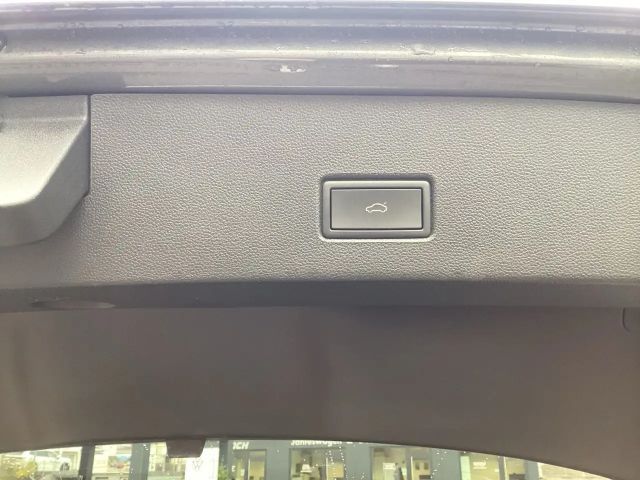 Volkswagen T-Roc 1.5TSI United Navi Pano