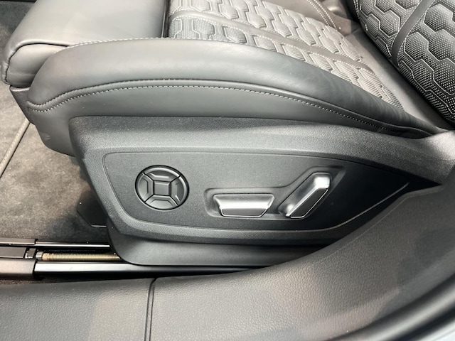 Audi A6 e-tron Avant Performance Quattro