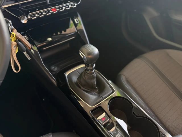 Peugeot 208 Allure Pack PureTech