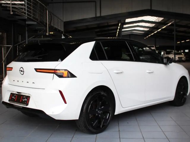 Opel Astra GS-Line Grand Sport