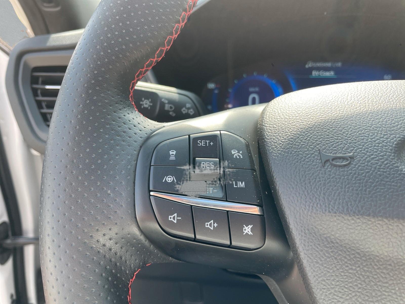 Ford Kuga Plug in Hybrid ST Line X