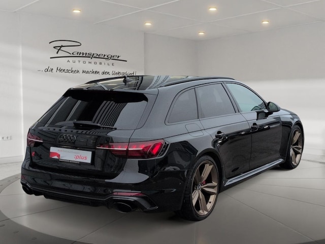 Audi RS4 Avant Quattro