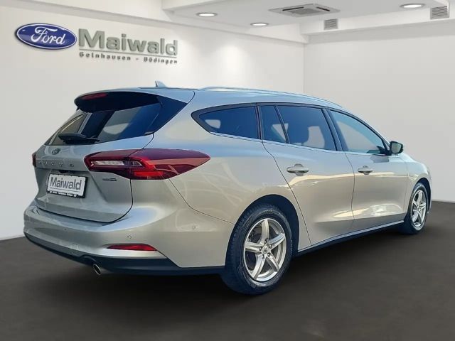 Ford Focus Titanium Wagon