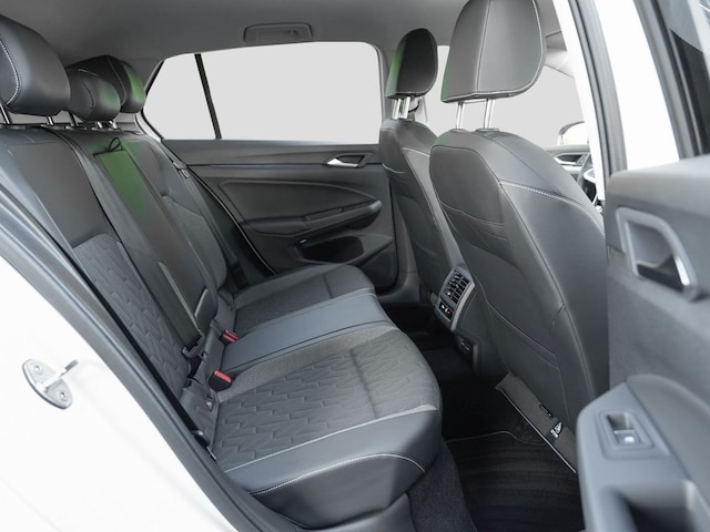 Volkswagen Golf 1.5 eTSI DSG