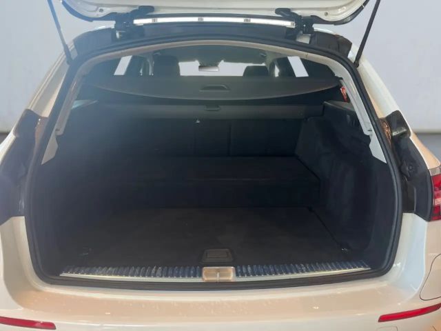 Mercedes-Benz E 300 E 300 e Estate