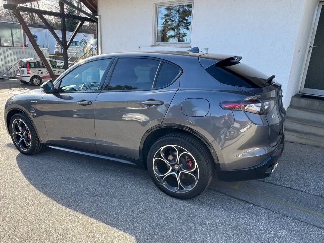 Alfa Romeo Stelvio Q4 Veloce