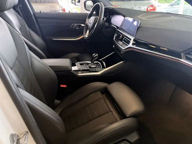 BMW 320 320d Sedan Sport Line