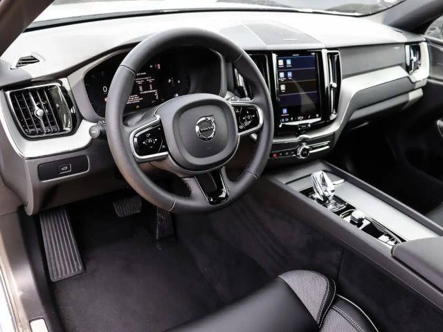 Volvo XC60 Dark Plus