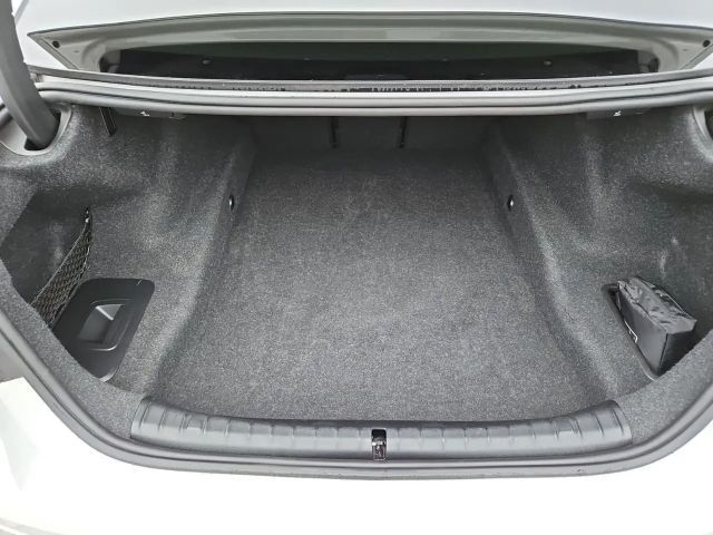 BMW 530 530d Business Line Sedan xDrive