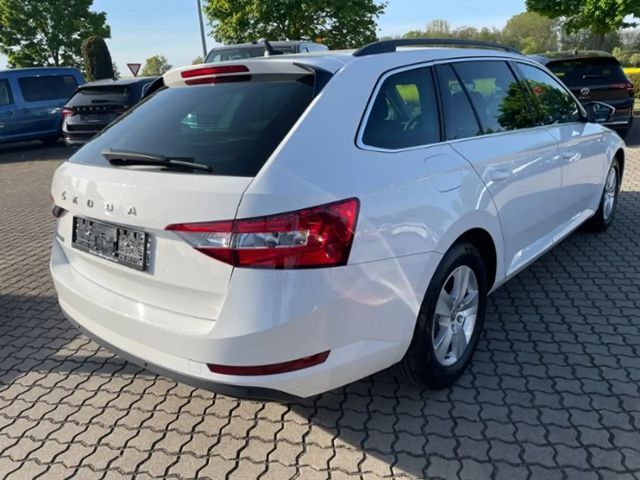 Skoda Superb 2.0 TDI Ambition Combi
