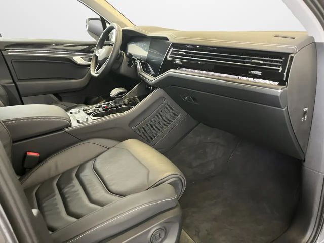Volkswagen Touareg 3.0 V6 TDI