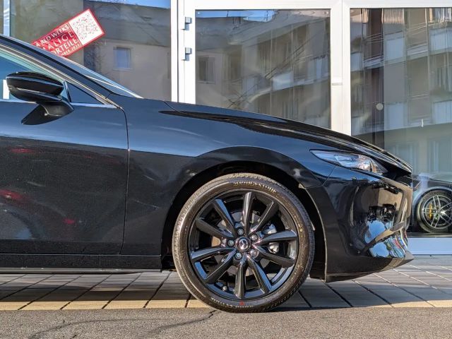 Mazda 3 2.5 G140 NAGISA