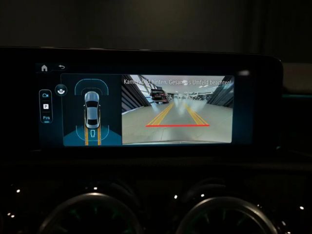 Mercedes-Benz CLA 200 AMG Line Coupé