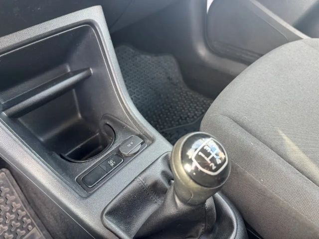 Volkswagen up! Active